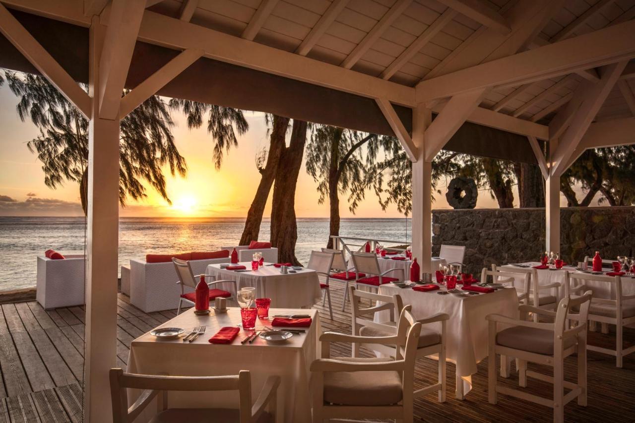 Lux* Saint Gilles Resort Eksteriør billede Sunset at the Beach Club